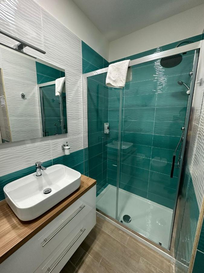Bed and Breakfast Napoli Centro - La Casa Di Sasa Екстер'єр фото