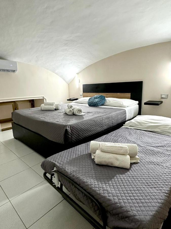 Bed and Breakfast Napoli Centro - La Casa Di Sasa Екстер'єр фото